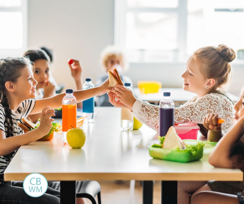 kids eating lunch at school