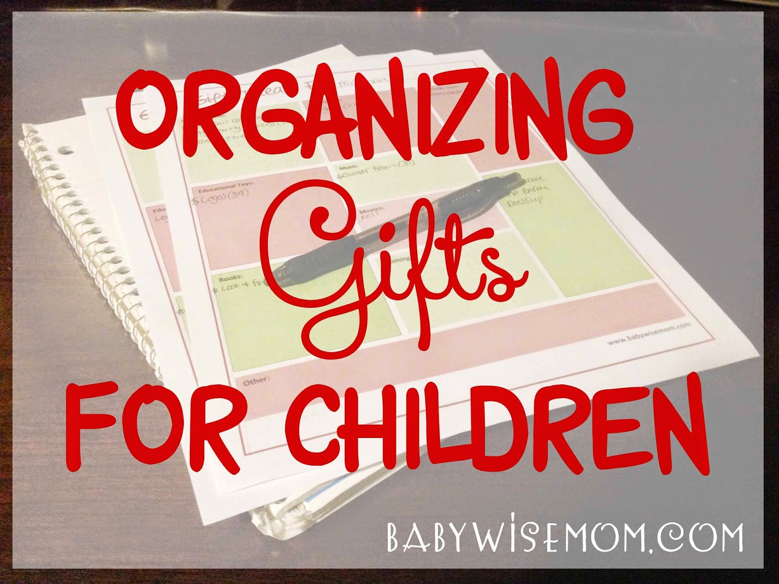 How to organize gifts for Christmas