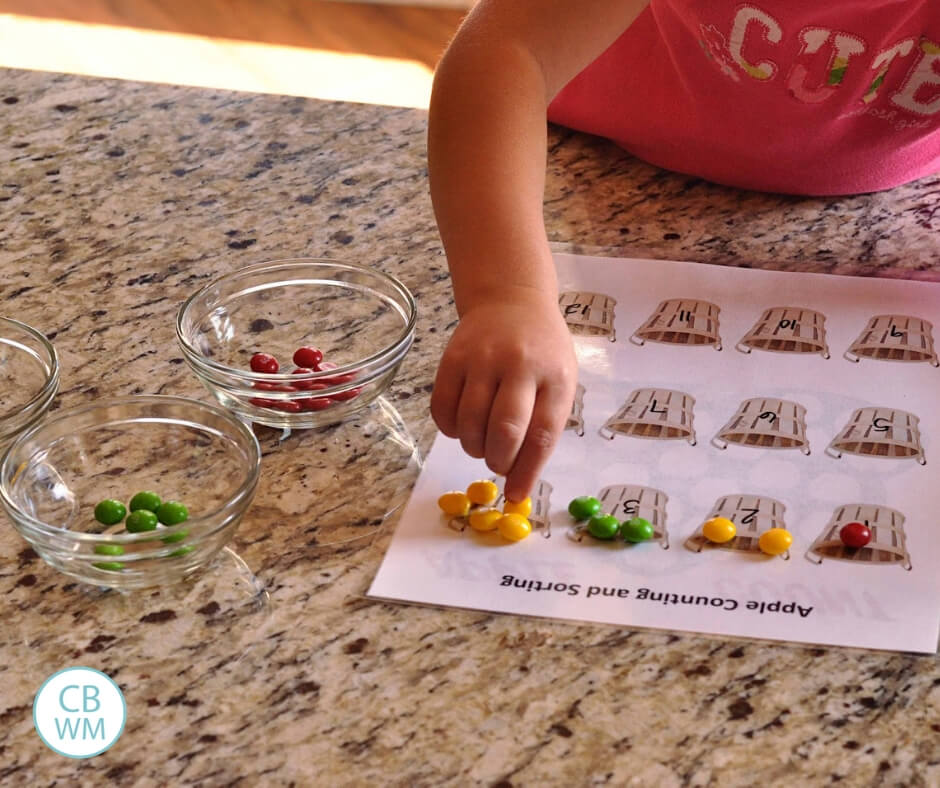 Fall Learning Activities Your Kids Will Love. Five quick and simple activities to do with your children this fall.