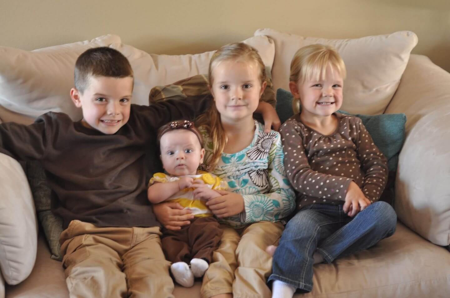 Four children on Thanksgiving