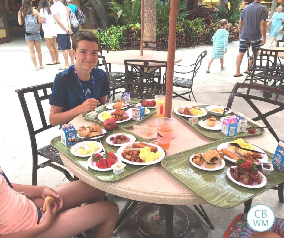 Dining at Discovery Cove